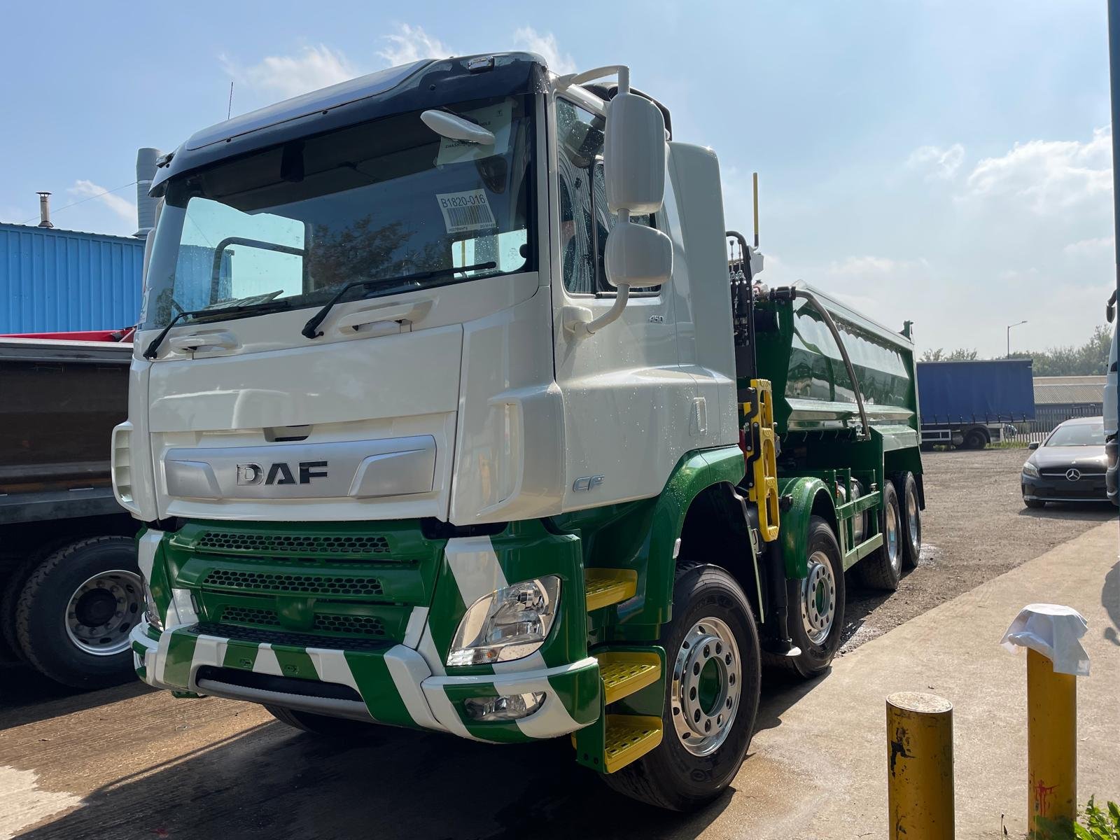 Commercial vehicle paintwork with colour matched finish
