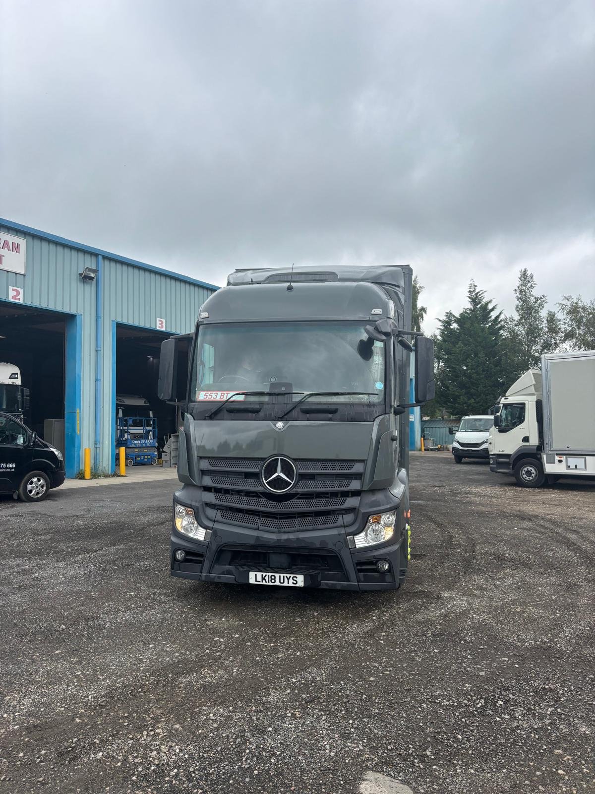 Commercial vehicle front after complete grey refurbishment