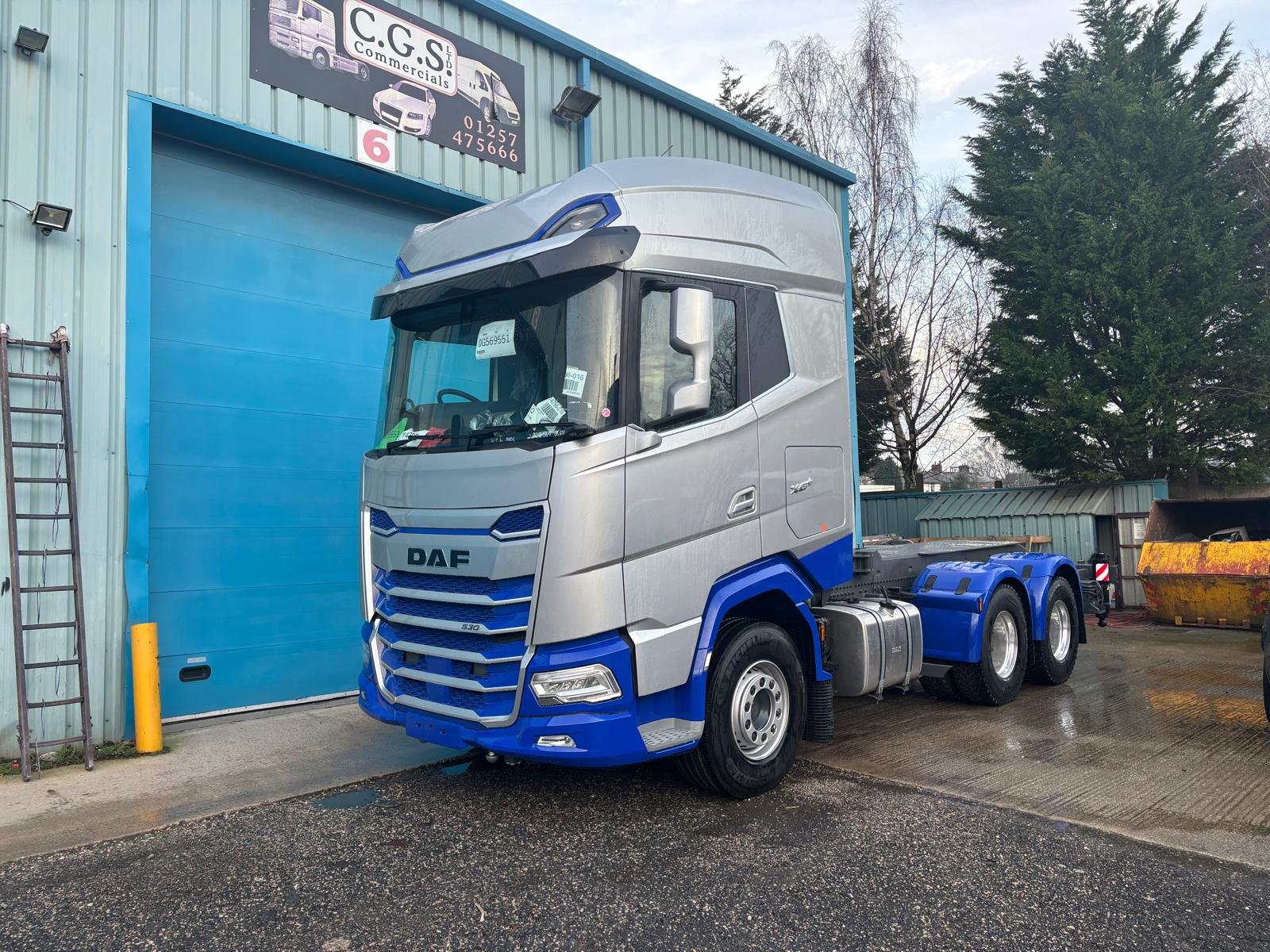 Blue DAF commercial chassis cab with refreshed paintwork